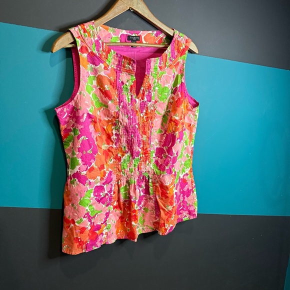 Pink and Orange Pleated Sleeveless Blouse - Picture 3 of 9